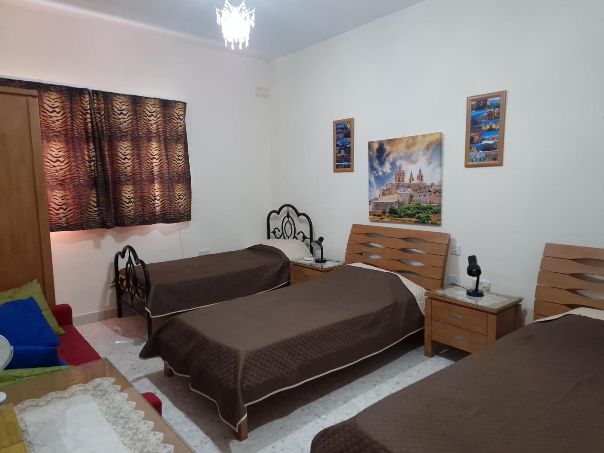 Saracini'S Homestay Attard Εξωτερικό φωτογραφία
